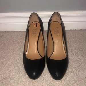 Franco Sarto pumps
